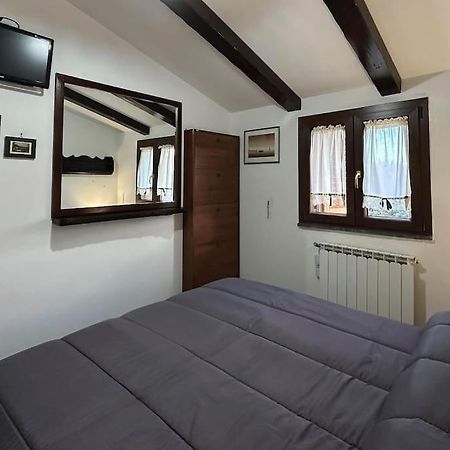 Free Parking La Bianca Neve Cottage Castel Di Sangro Dış mekan fotoğraf